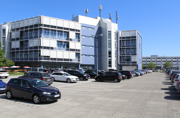 Parkplätze H3 Büro- und Schulungszentrum